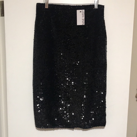 NEW Nine West Sequin Pencil Skirt. Medium - Picture 3 of 7